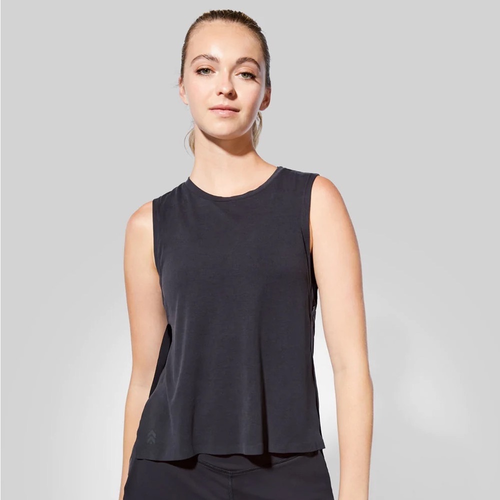 NWT Barry’s Black Muscle Tank